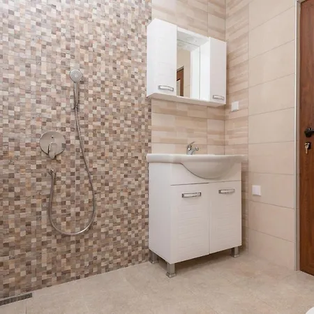 Apartment къща за гости